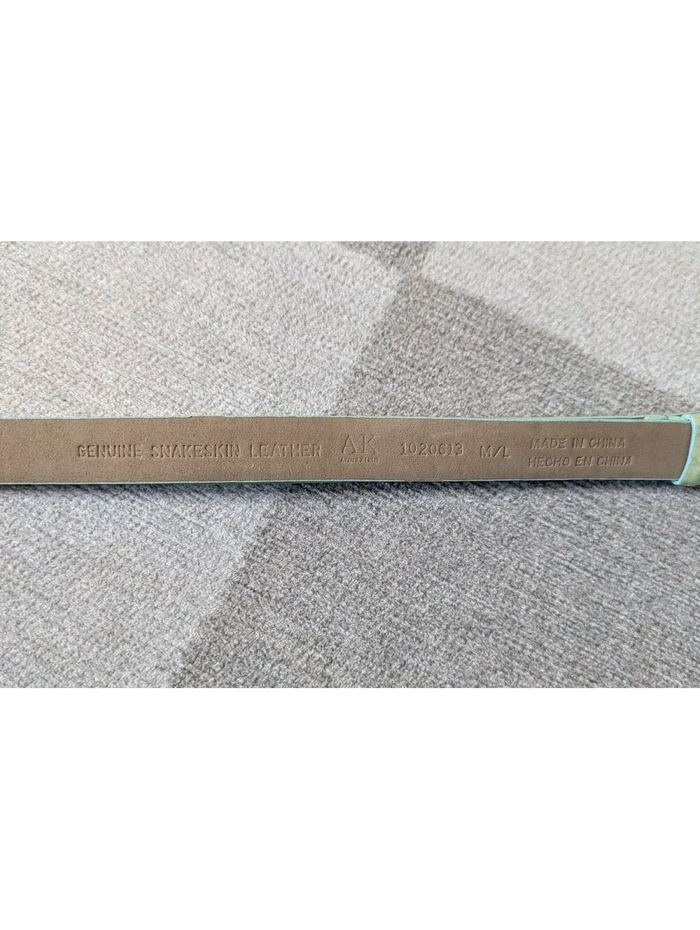 Vintage 90s seafoam skinny leather belt w/ sculptural hook buckle
